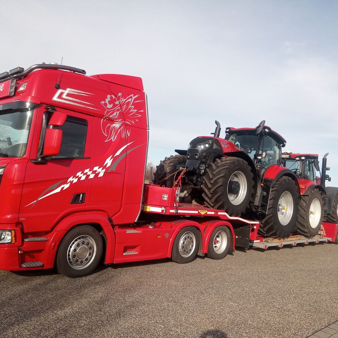 Tiefbett Spezialtransporte Landmaschinentransport Überbreite 